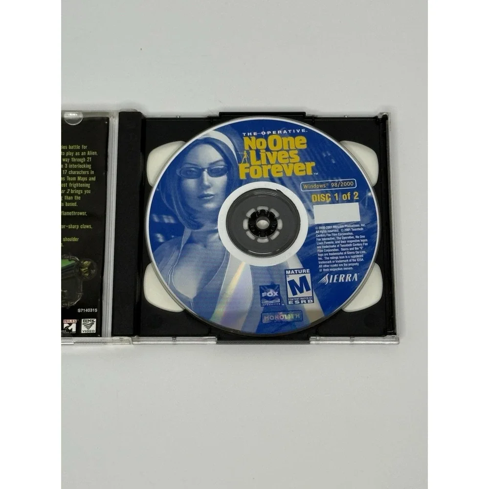 The Operative No One Lives Forever GOTY Edition PC 2001 Monolith Sierra Complete